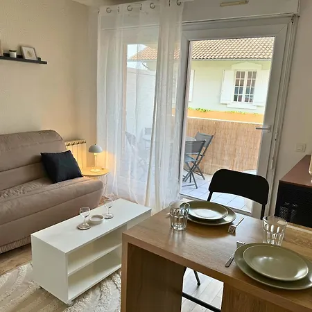 Apartment Petit Charme - Balcon - Parking - Fibre *