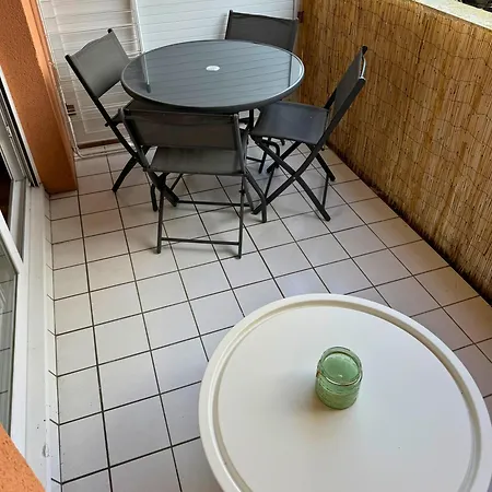 Apartment Petit Charme - Balcon - Parking - Fibre